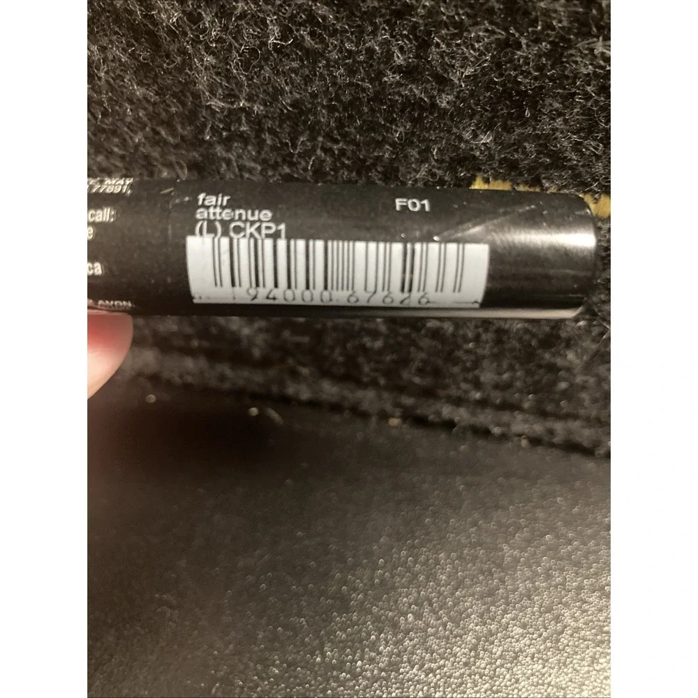 AVON 2g 0.07oz Ideal Flawless CONCEALER STICK F01 Fair‎ NEW Discontinued